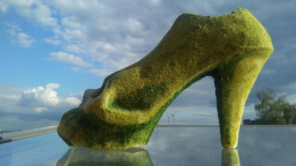 Malicious guards under the icicles