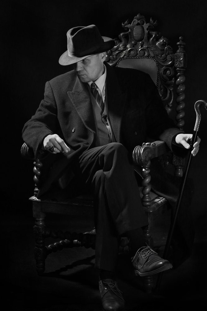 В стили ретро.