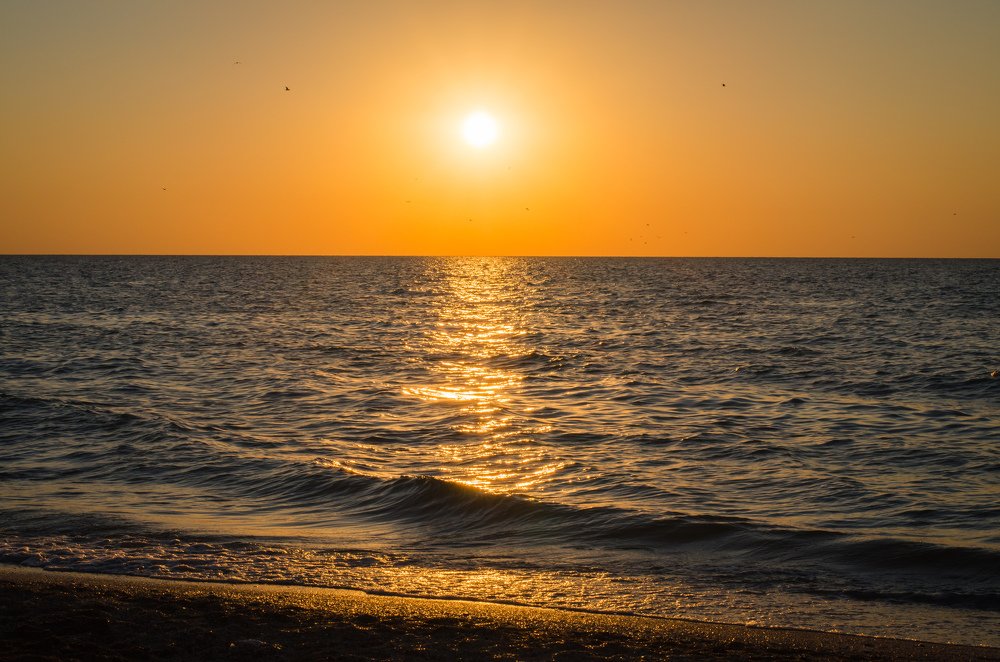 Закат над морем