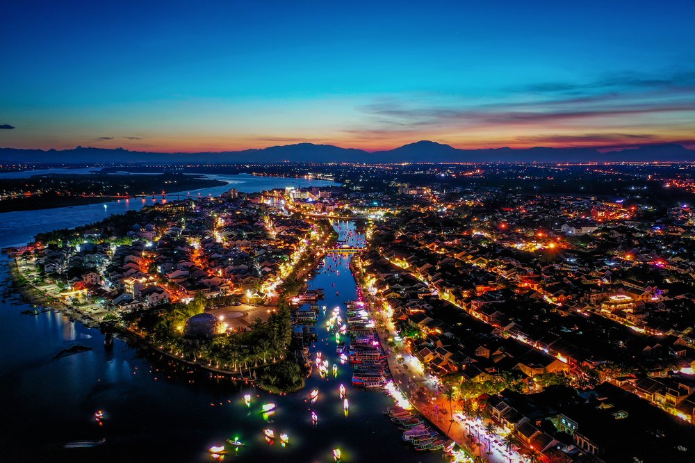 Hoi An by night