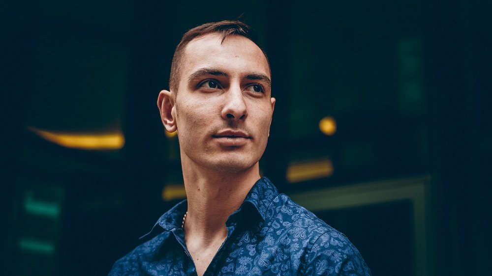 Смотрящий в будущее