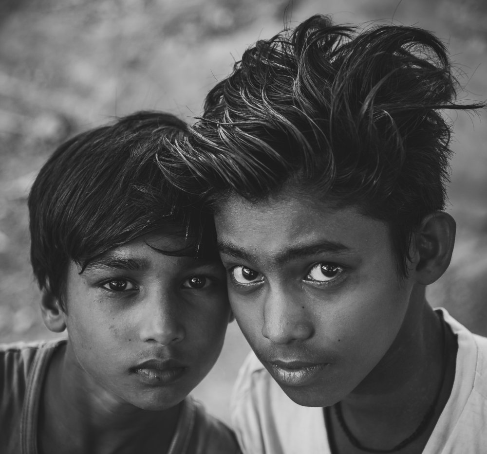 Shoot me with my Brother