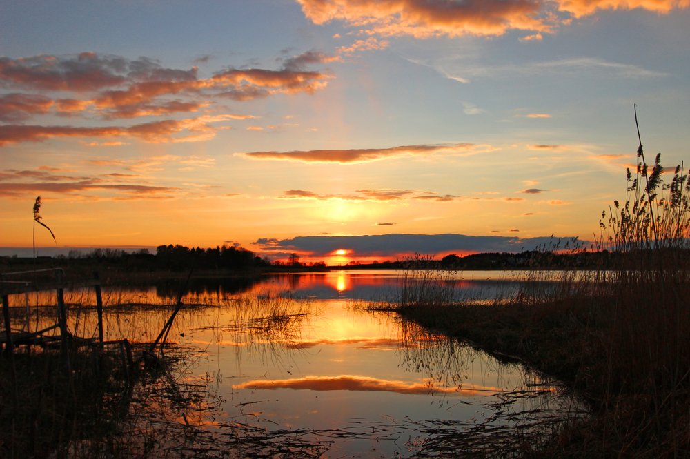Вечер на озере.