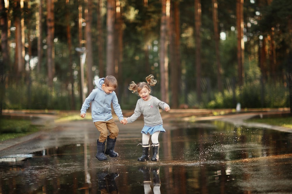 Вместе по лужам