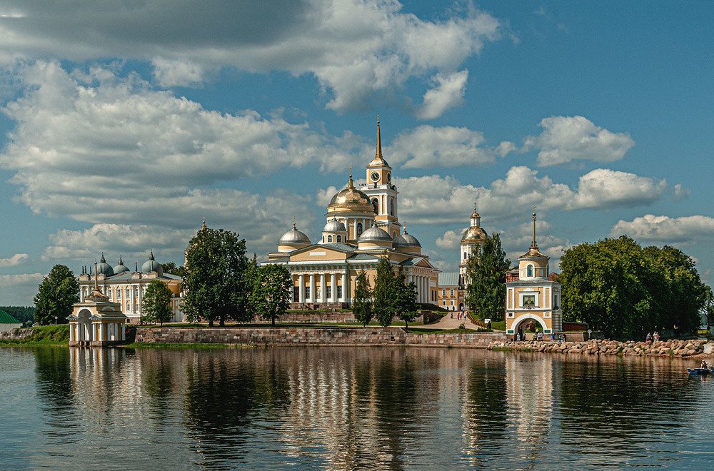 Нило Столобенская пустынь.