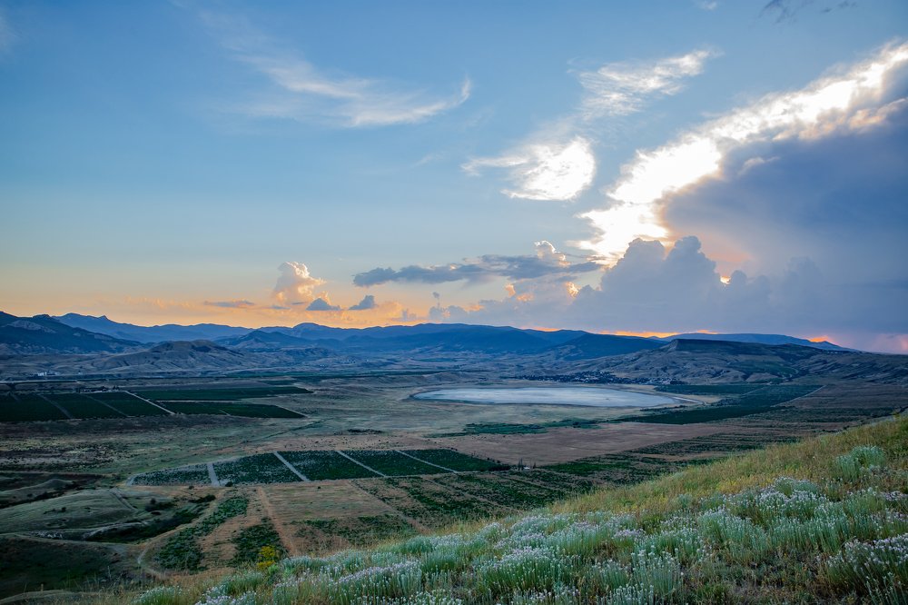 Закат на горе Клементьева