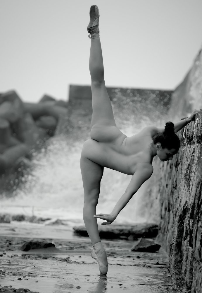 Ballerina and the Sea