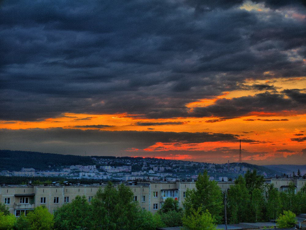 the city ​​on a mountains