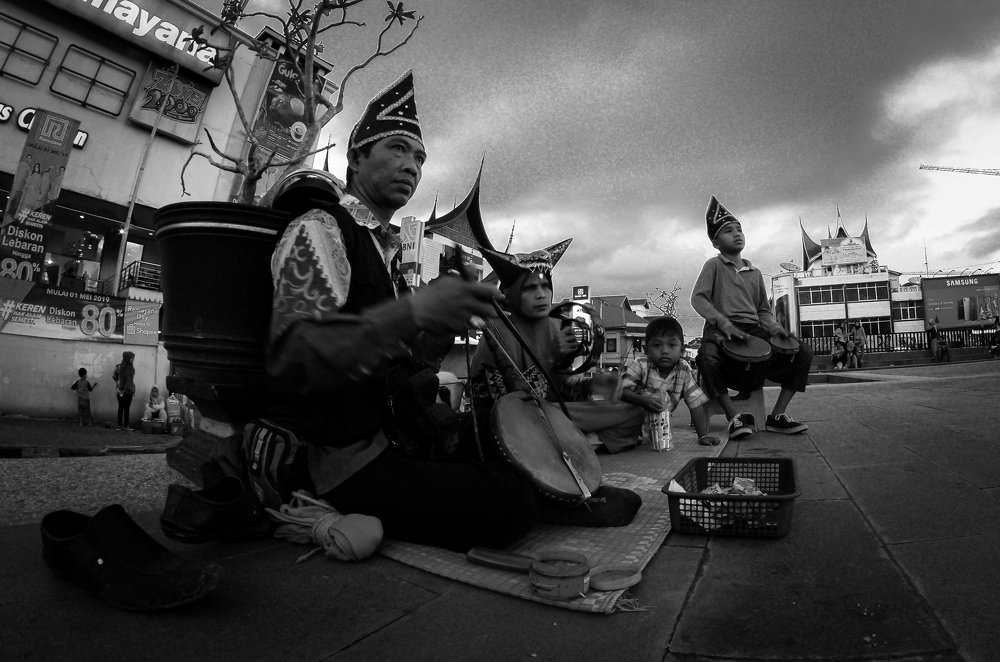 Traditional Buskers