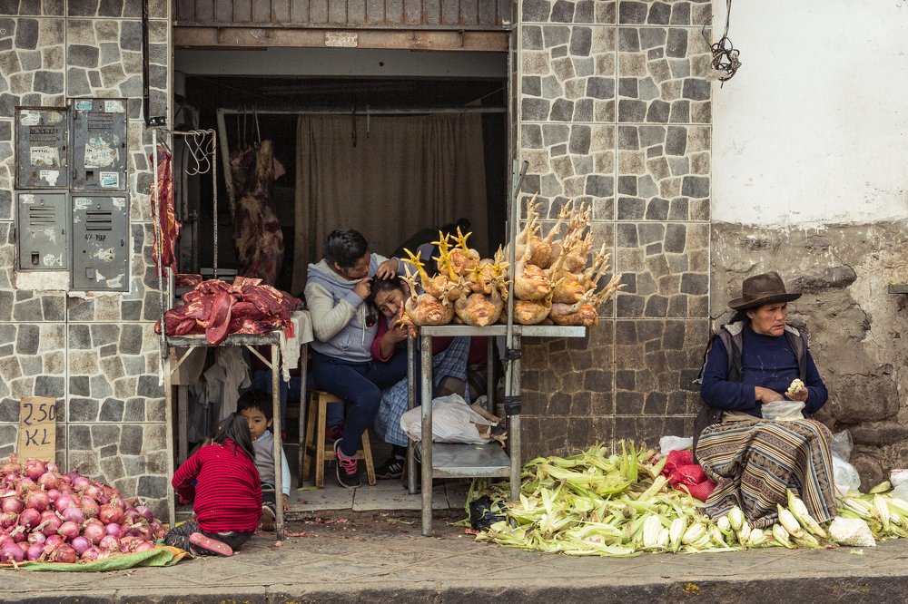 Peru market