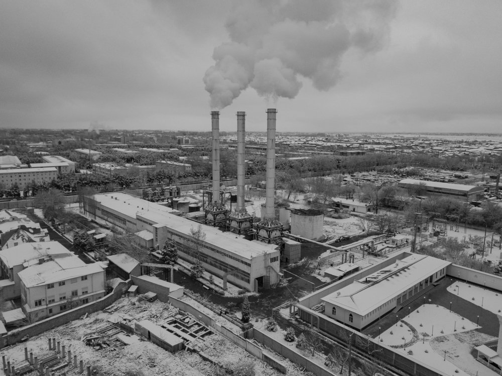 Завод по производству зимы