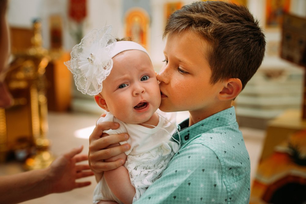 Старший брат