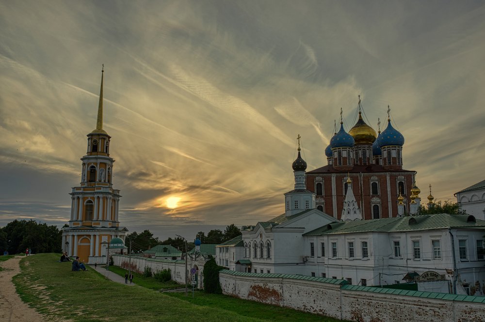 Закат перед непогодой