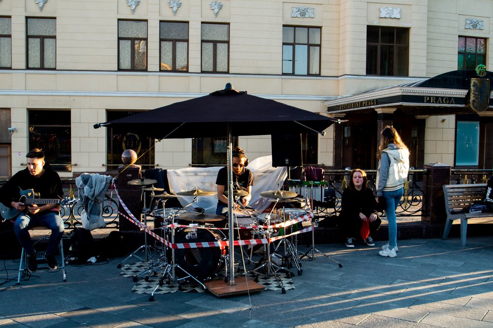 Осторожно, музыка!