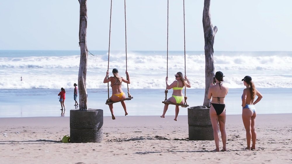 beauty on the edge of the waves