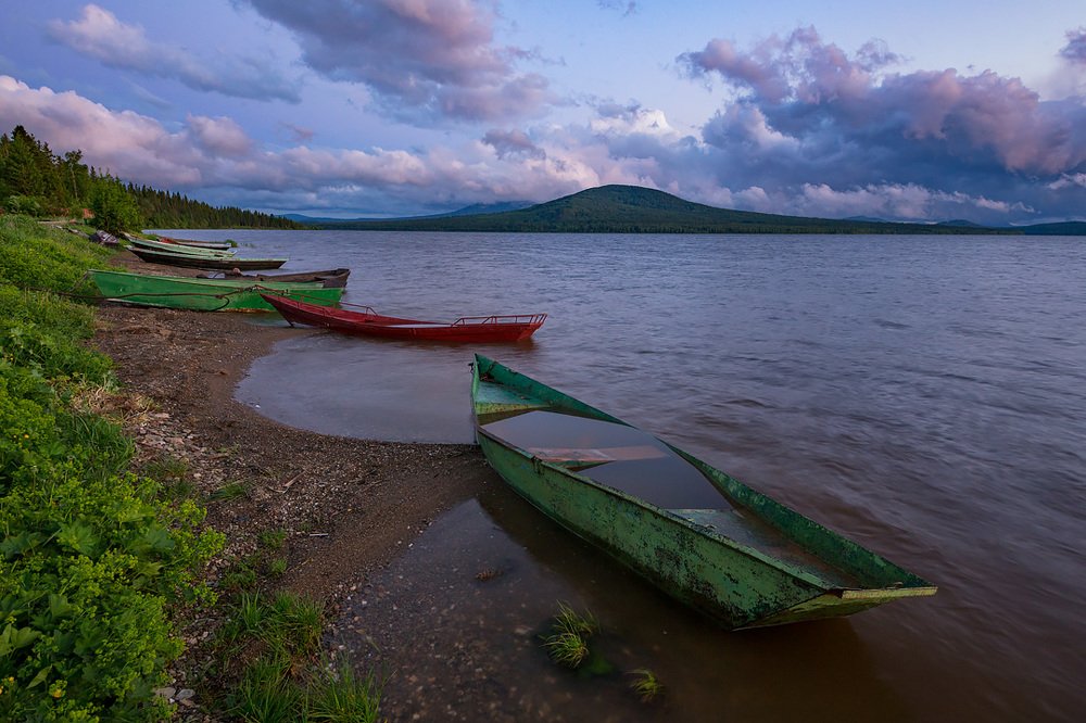 Лодки на Зюраткуле