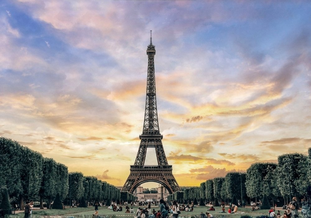 Magic shine in Paris