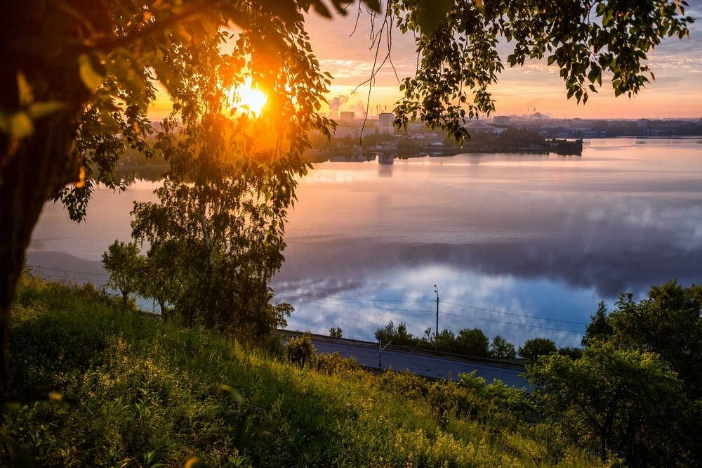 Восход над городом