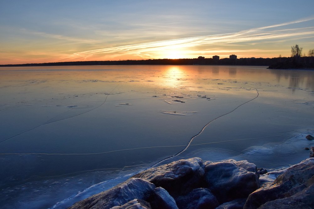 Зорька по тонкому льду
