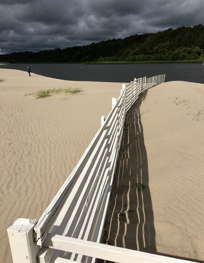 Тени на песке