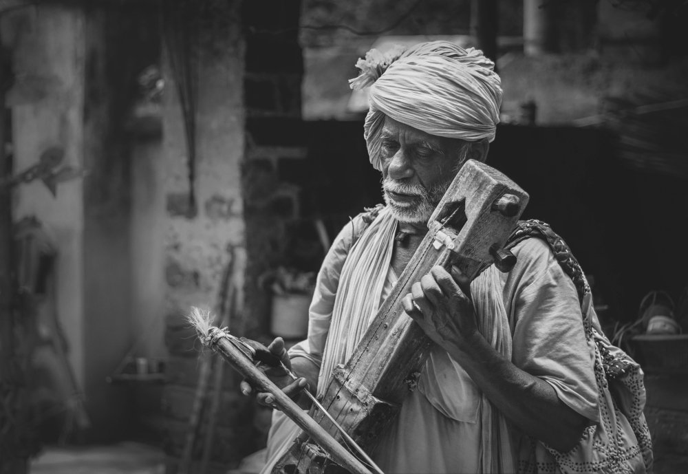 A visitor at my door