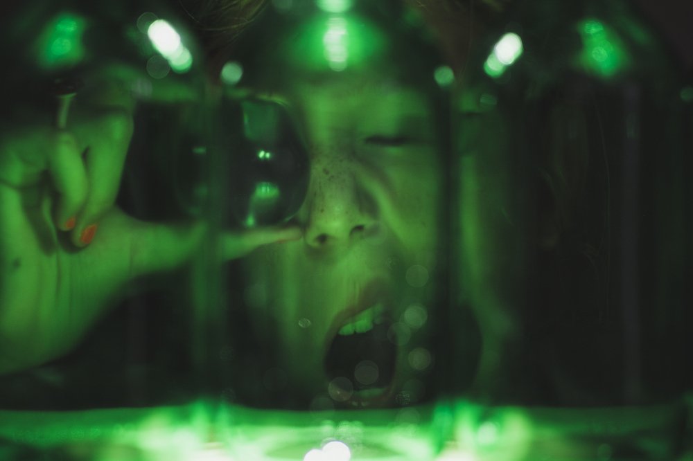 Алиса в зазеркалье