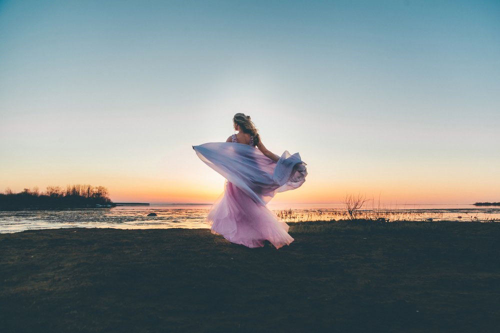 Уходящая в закат