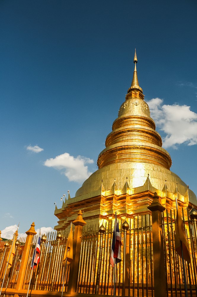 Wat Phra That Hariphunchai