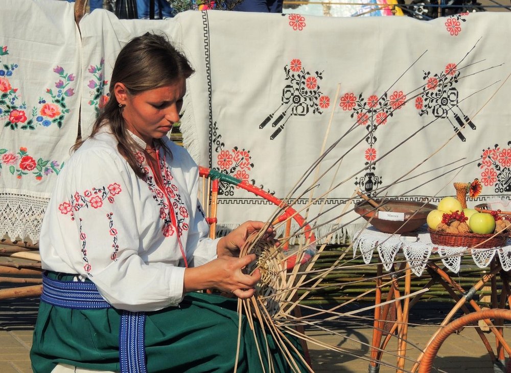 Скоро корзинка будет