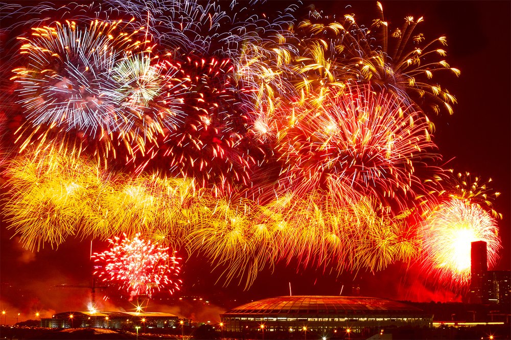 Салют над Москвой