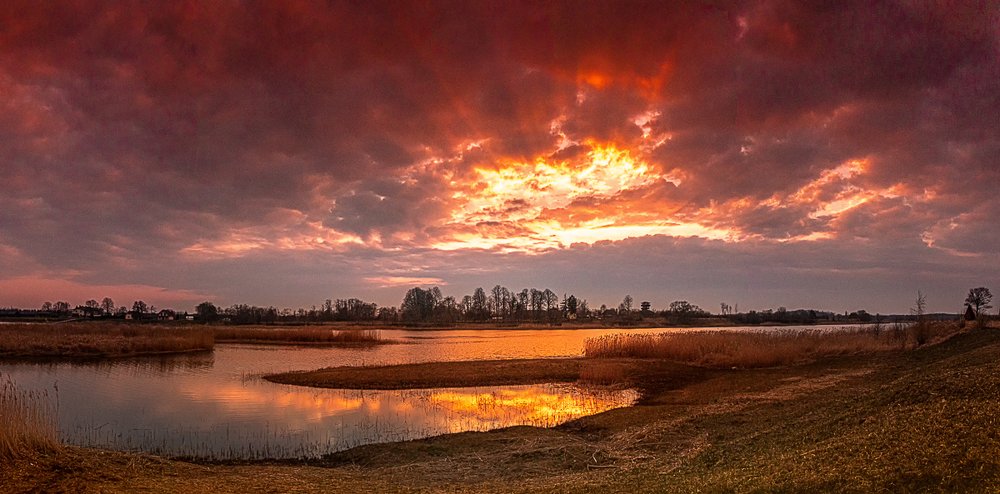 закат над рекой Вента
