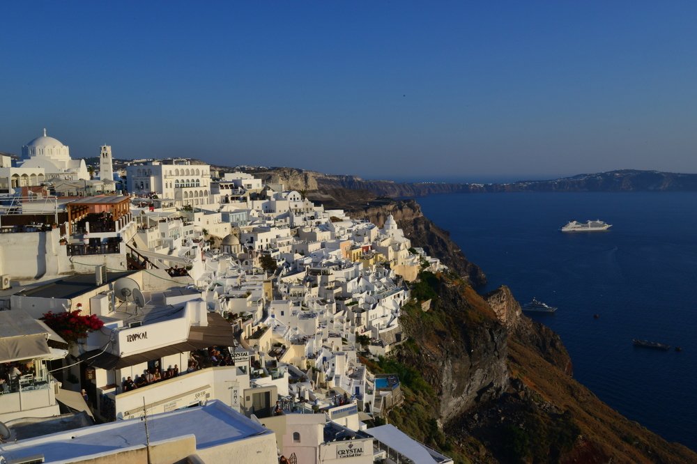 Закат над Тирой