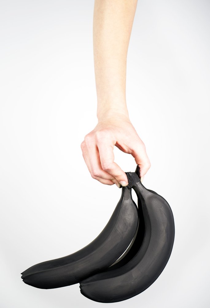 Чёрные бананы