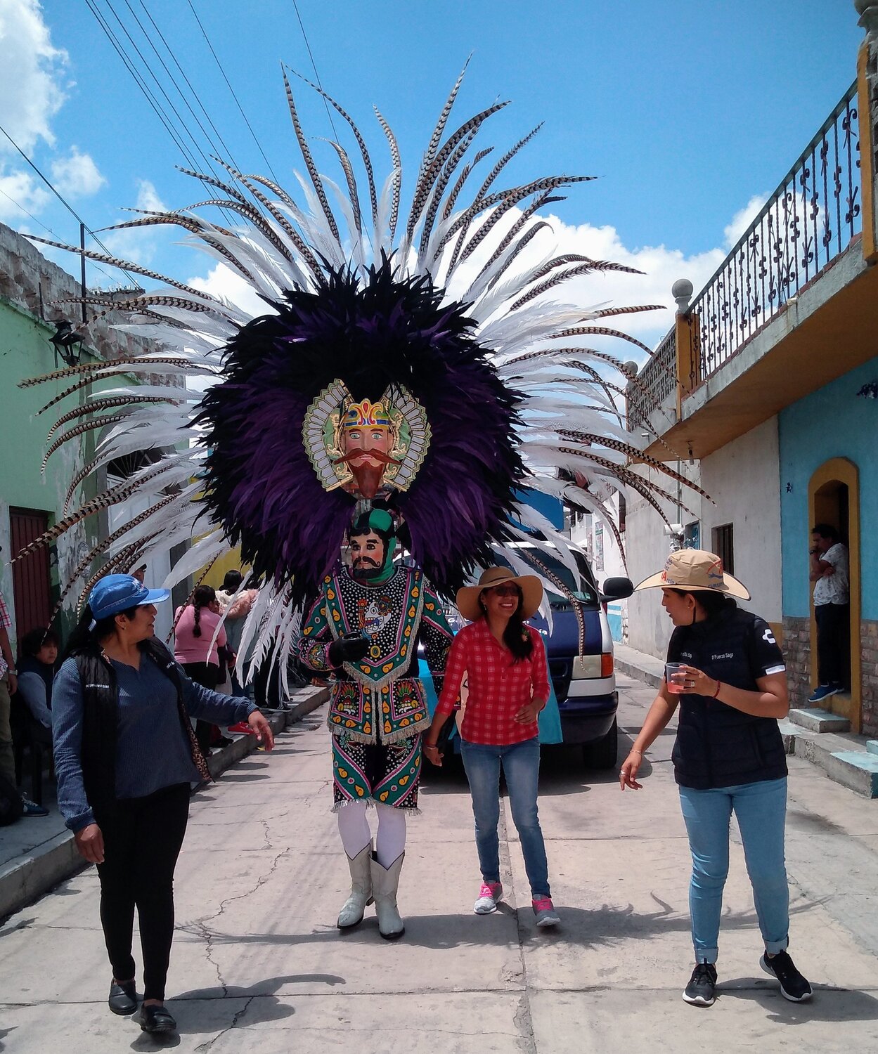 Amazing plume