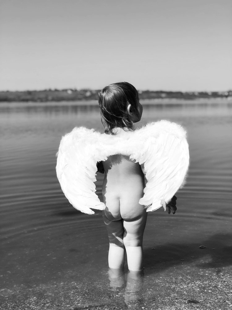 Белое перышко