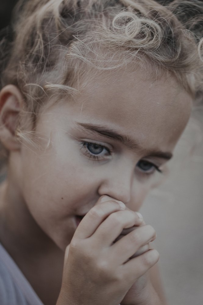 Trapped in your cilens