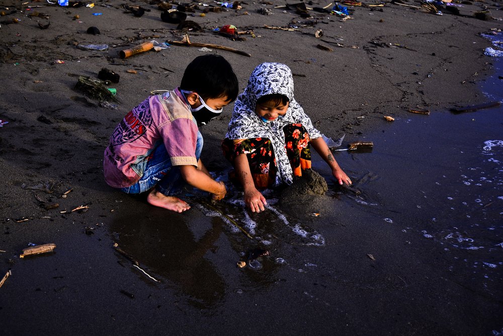 happy is not expected