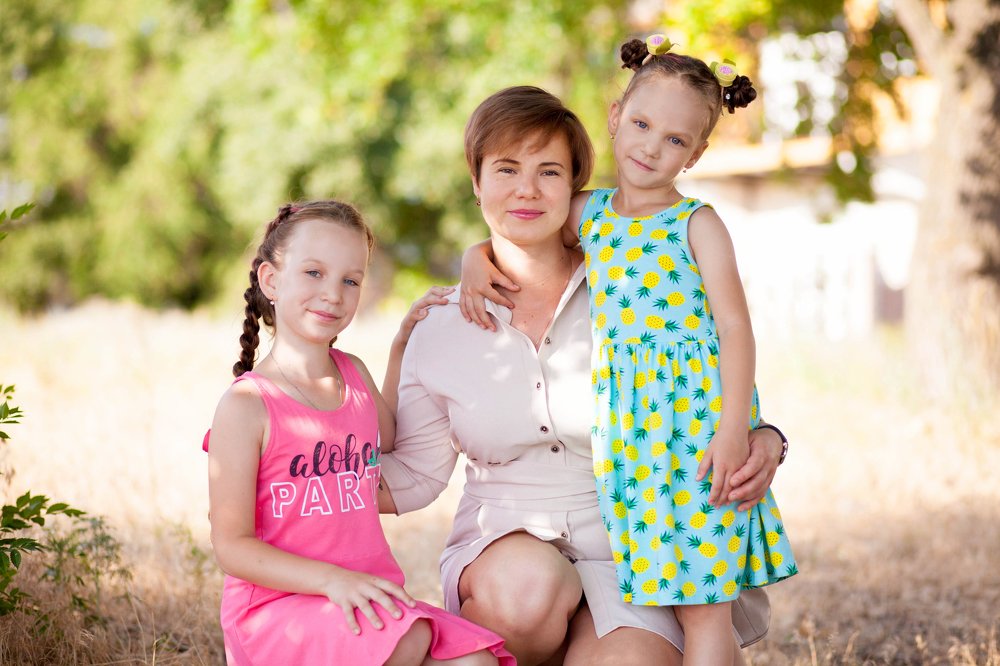 три сестрицы