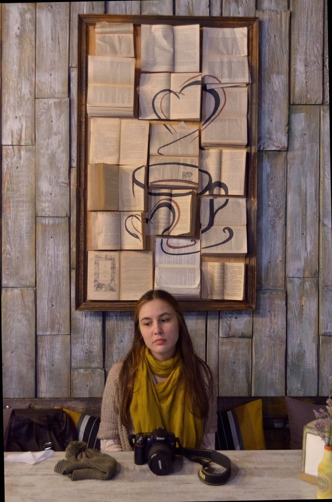 С подругой в кафе