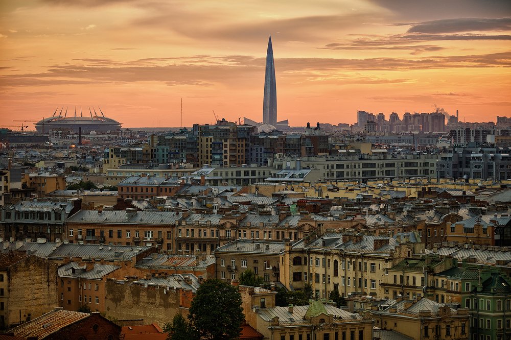 Санкт-Петербург на закате дня