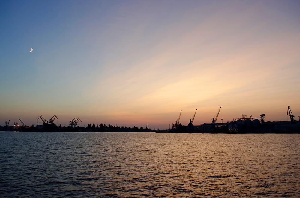 Вечерний порт