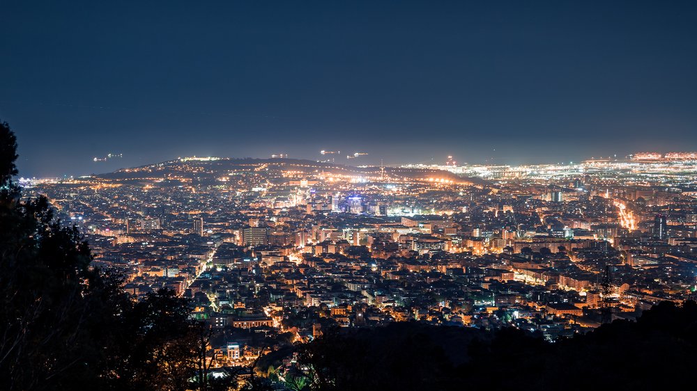 Барселона ночью