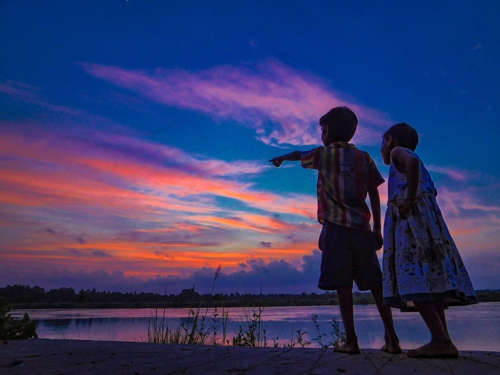 Look How Beatuiful the Sky Is