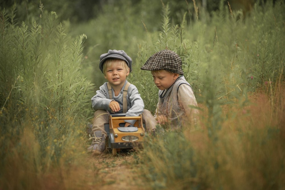 Деревенские мальчишки