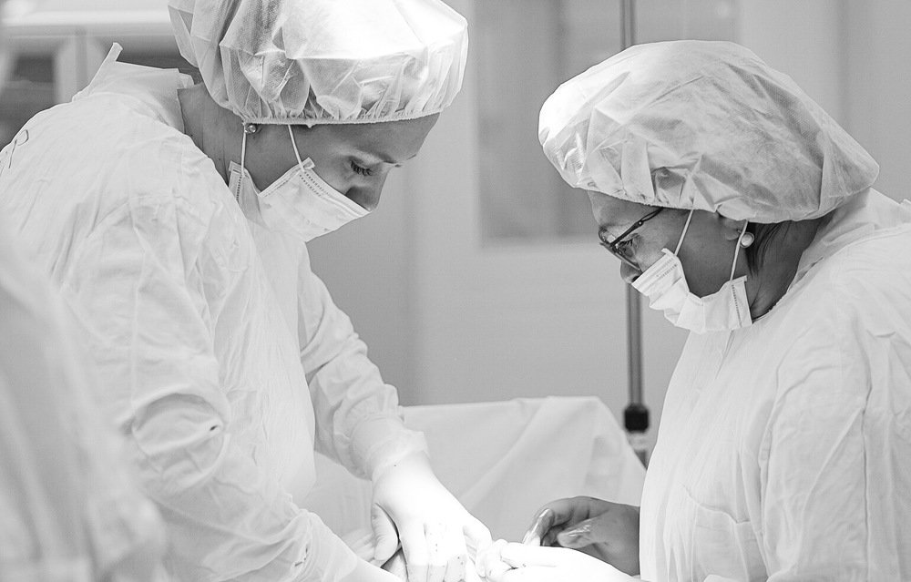 В операционной