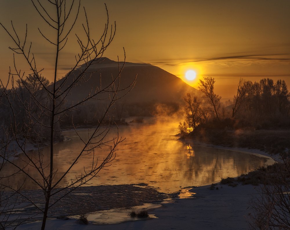 Морозный рассвет.