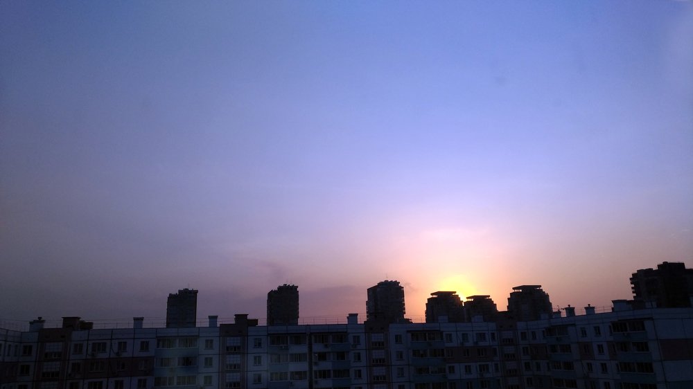 Закат над городом