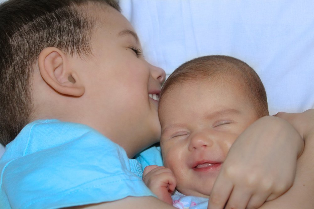 брат и сестра