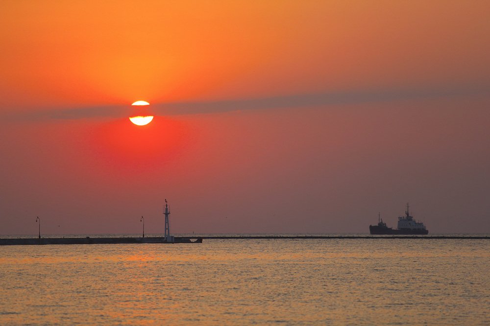 Утро в Одесском порту