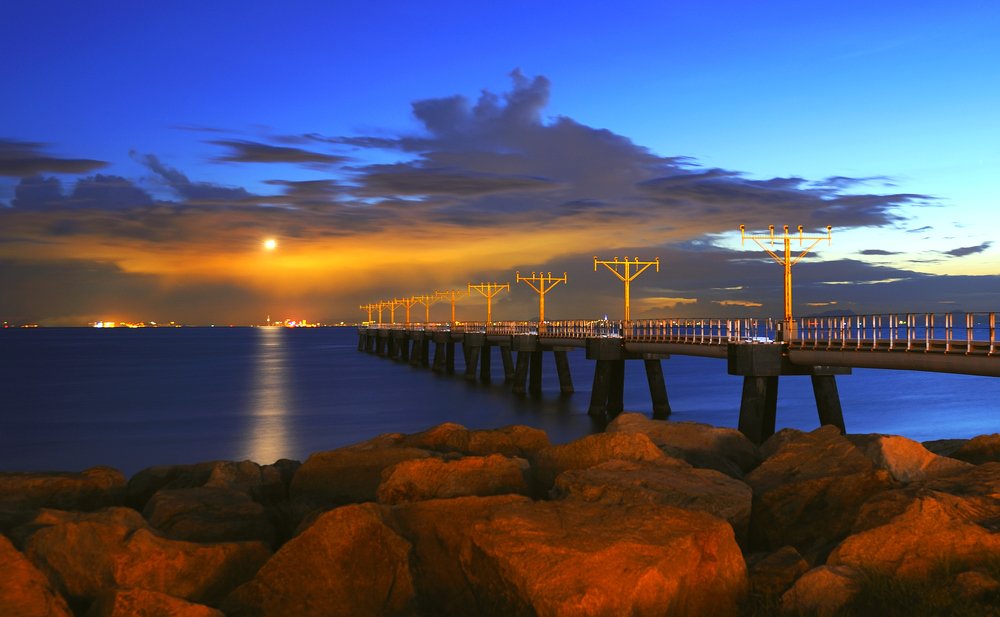 Hong Kong Airport Magic